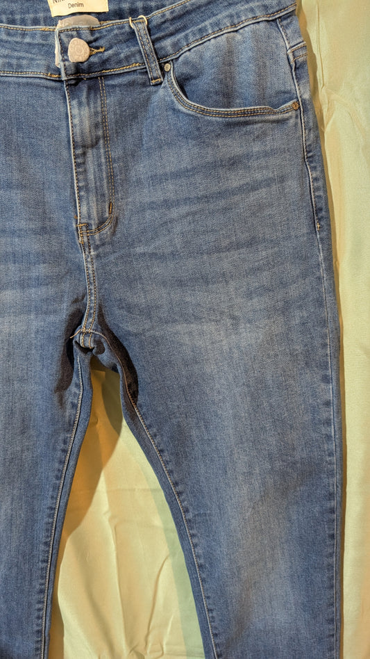 Jean Nina ( jolie taille )